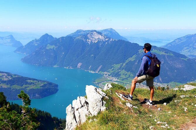 Peak to Peak Private Hiking Tour from Lucerne - From Lucerne station to the Stoos funicular