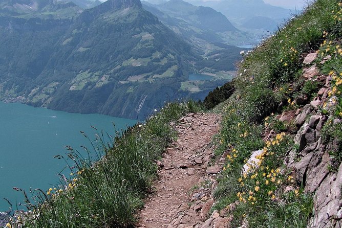Peak to Peak Private Hiking Tour from Lucerne - Riding the historic Stoos funicular