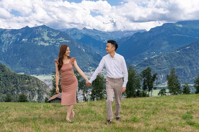 Phototour Private Photoshoot in Interlaken & Lake Brienz and Thun - Unterseen: old streets and a five-minute photo stop