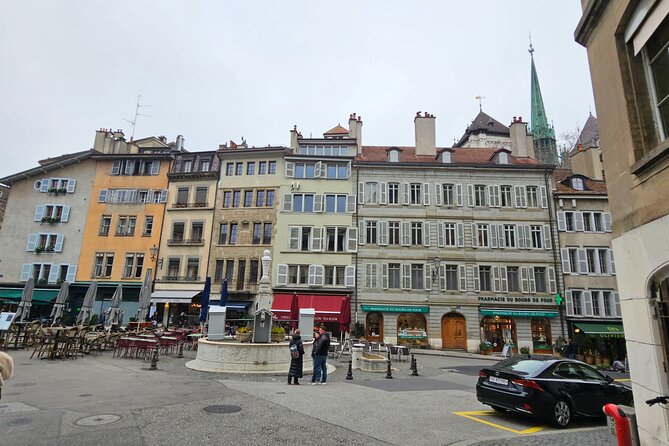 Private Chocolate Tour in Geneva by Tuk Tuk - Place Bourg du Four: Chocolate in the Old Town