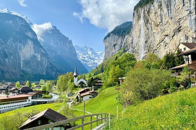 Private Day Tour to Lauterbrunnen Interlaken Murren from Lucerne - Lake Lungern gives you a quiet first look