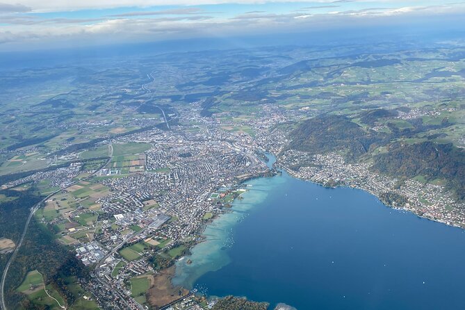 Private helicopter flight to Stockhorn mountain, with view to the Swiss Alps - Wimmis Castle and the route beside Lake Thun