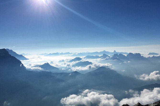 Private helicopter tour to Jura and Seeland - a beautiful sightseeing flight - Chasseral and the open Jura highlands