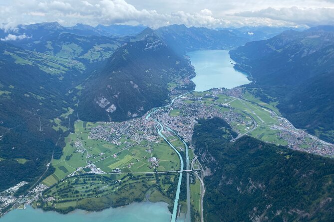 Private helicopter tour to the Swiss Alps - see the Eiger, Monch and Jungfrau - What the 42-minute flight feels like
