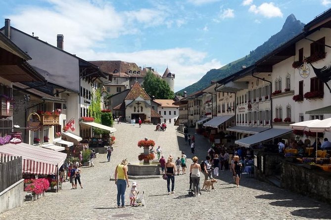 Private Swiss Cheese and Chocolate Tour from Interlaken - Maison Cailler: Switzerland’s sweet payoff