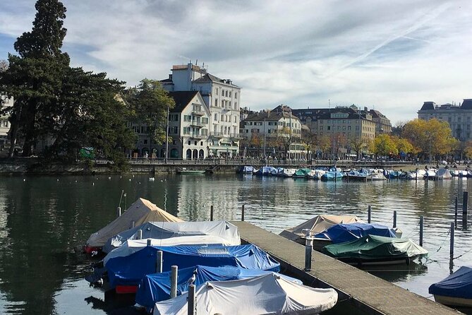 Private Tour around Zurich Old Town - Paradeplatz and Bahnhofstrasse: Zurich’s money and shopping streets