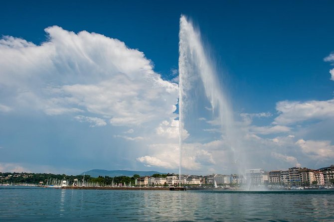 Private Tour : The best of Geneva city tour - Why the Private Vehicle and Guide Matter