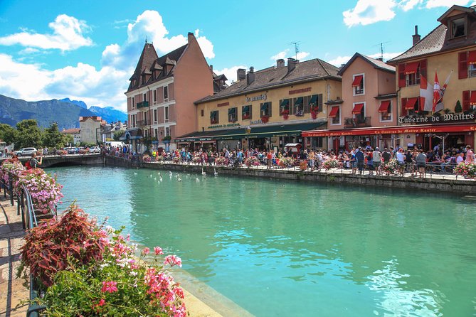 Private Tour to Annecy, from Geneva - Geneva pickup and the ride to Annecy