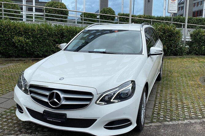 Private transfer from Zurich City to Basel Airport - What the service feels like on the road