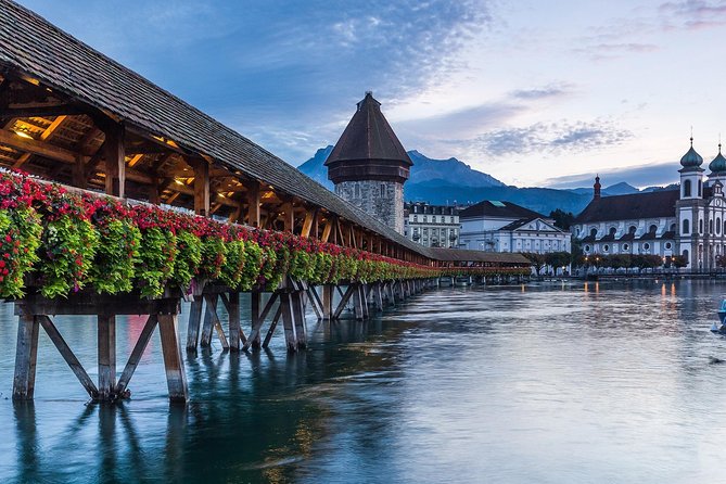 Private Transfer: Lucerne to Zurich Airport ZRH by Luxury Van - The drive to Zurich Airport