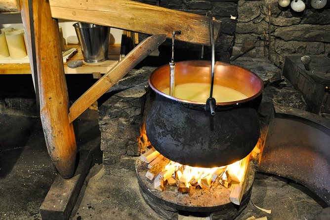 Private Trip from Geneva to Gruyeres: Cheese & Chocolate Tasting - What to know before you book