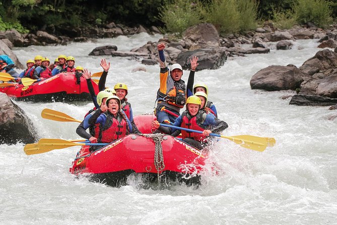 River Rafting Lütschine in Bernese Oberland - Hot showers, a drink, and optional photos