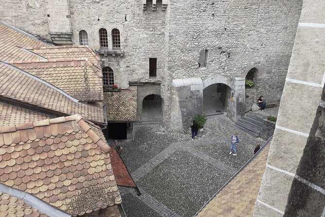 Six Hour Private Tour of The Swiss Riviera - The Queen Studio Experience in 30 minutes