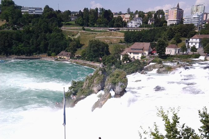 Stein am Rhein and Rhine Waterfalls Day Trip from Zürich - What the guide adds, and what the guide may not add