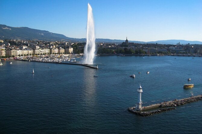 (STTG04) - Sightseeing Cruise at Geneva with Wine and Aperitif - The international district and United Nations views