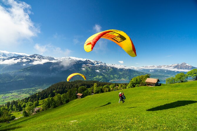Tandem Paragliding Experience from Interlaken - Ten to twenty minutes above the lakes
