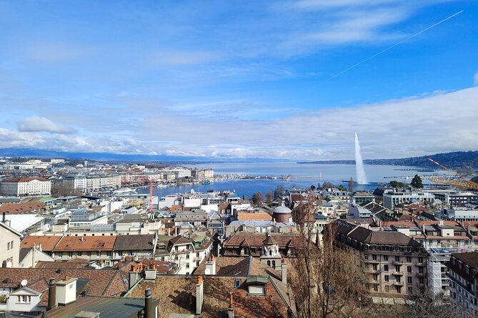 Taste Geneva – A Full Food Tour of Swiss Flavors by Do Eat Better - Fondue moitié-moitié in Place du Bourg-de-Four