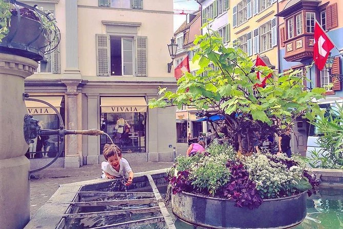 The Best of Zurich Including Panoramic Views in a Small Group Walking Tour - Bahnhofstrasse and Paradeplatz: Zurich’s polished side