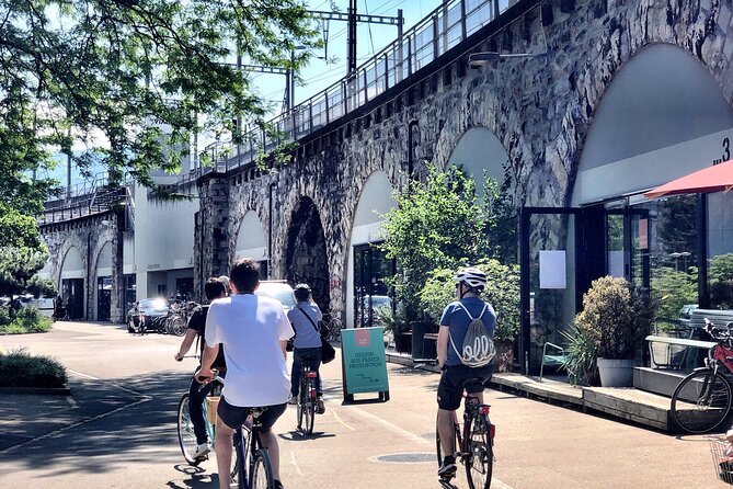 Urban Bike Tour Zurich - Langstrasse and the Old Barracks Area