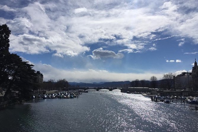 Walking tour of Zurich - your first overview of the city (Private Tour) - What the two-hour timing really means