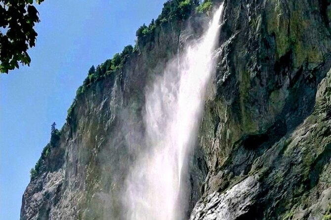 Waterfall Lauterbrunnen CLOY Pier Iseltwald Interlaken Private - Key points at a glance