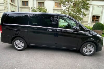 ZRH Zurich Airport to Zurich City Private Transfer–Winter Special