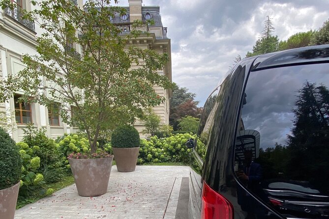 ZRH Zurich Airport to Zurich City Private Transfer–Winter Special - Why the winter service has real value