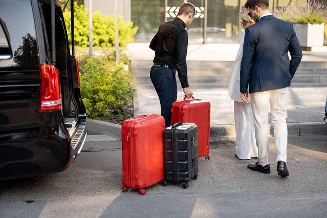 Zurich Airport Stress-Free Private Transfer - The 75-minute wait for delayed flights