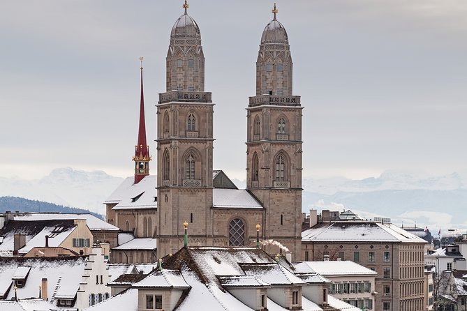 Zurich City, Lake Cruise and Chocolate (Private Tour) - The Lake Zurich boat ride: pleasant, but shorter than expected