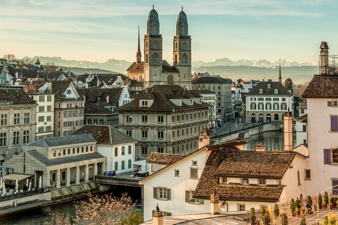 Zurich Highlights City Tour with Optional FIFA Museum Ticket - What This Zurich Tour Actually Does