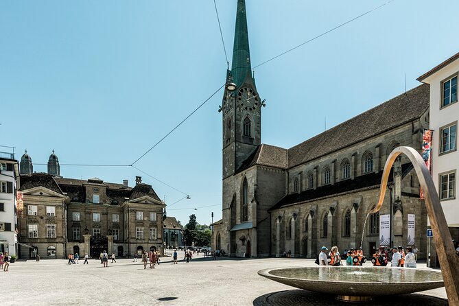 Zurich Highlights with Lake Cruise & Optional FIFA Museum Ticket - What this Zurich tour is really designed to do