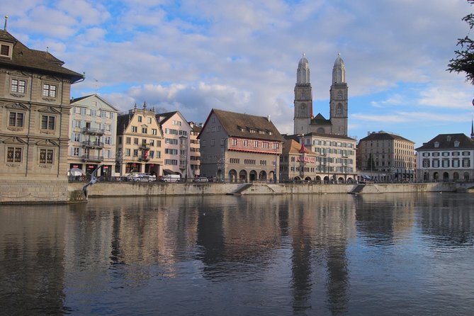 Zurich Private Customizable Guided Walking Tour - From Roman toll stop to modern Swiss capital