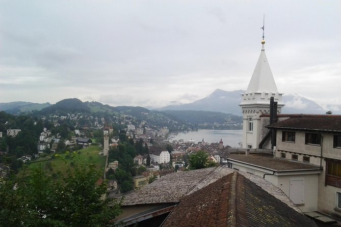 Zürich Private Walking Half-Day Trip with optional Lake Cruise - Lindenhof and the medieval heart