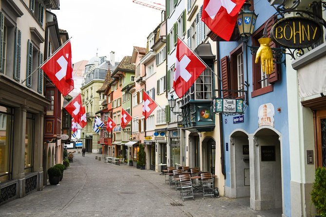 Zurich Sightseeing Private Walking Tour - Fraumünster and Marc Chagall’s windows