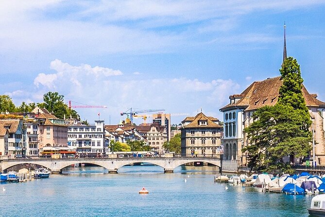 Zurich Small-Group Walking Tour Including a Lake Cruise - Old Town, where the guide earns the fee